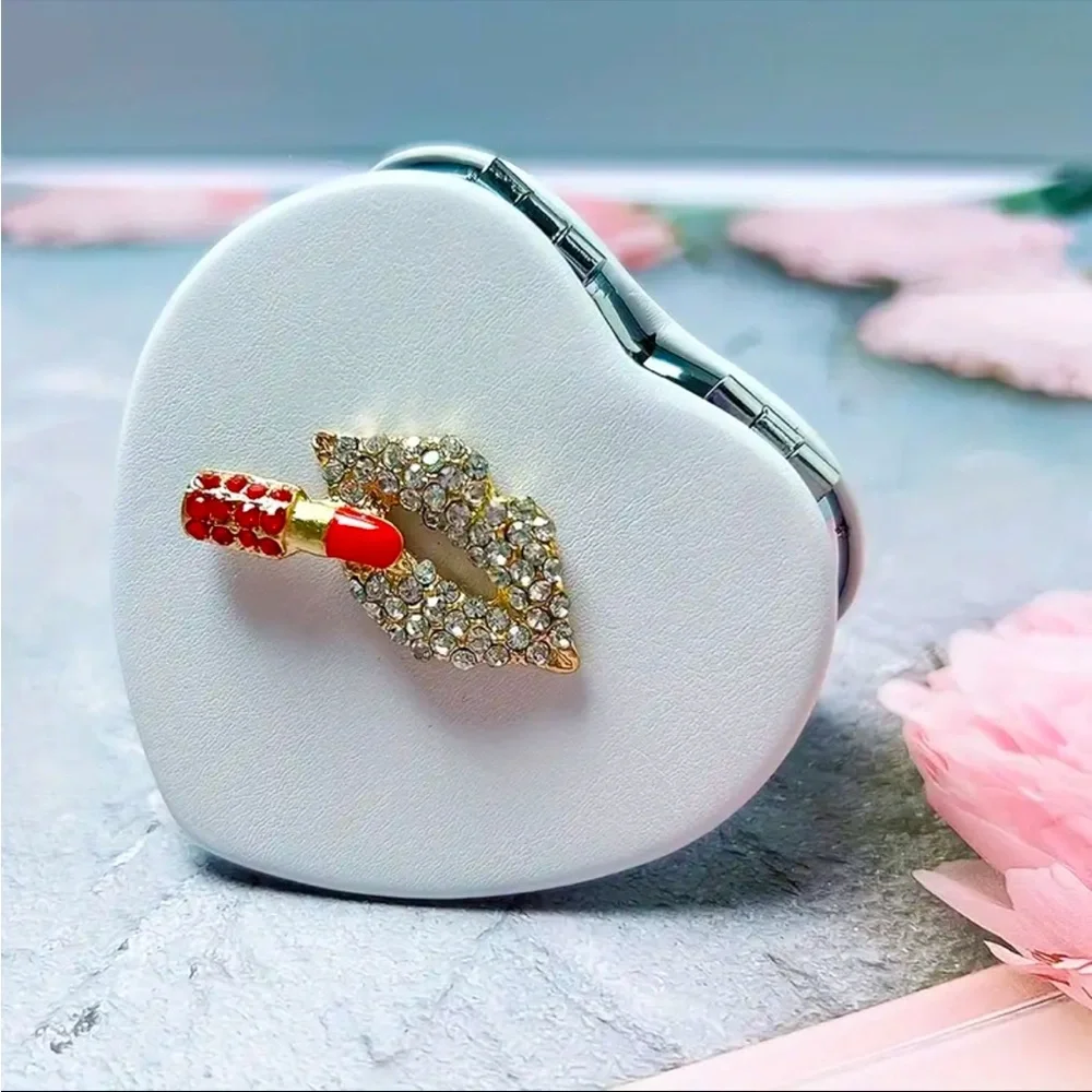LIPSTICK COMPACT MIRROR-NEW
